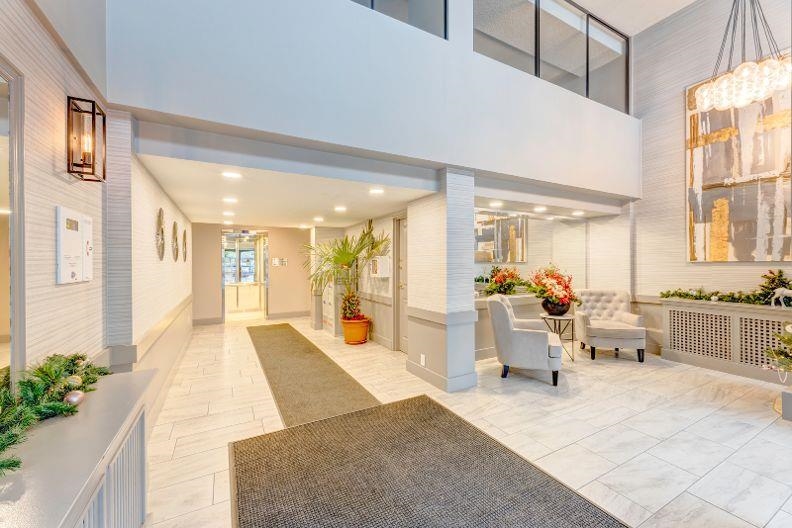 Guest Bathroom Photo of 1108 2004 Fullerton Avenue, North Vancouver, BC