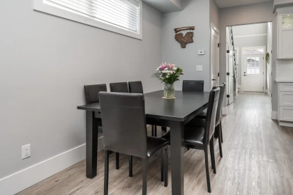 Kitchen Photo of 34711 2 Avenue, Abbotsford, BC