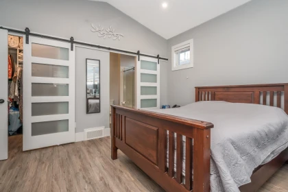 Mudroom Photo of 34711 2 Avenue, Abbotsford, BC