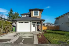 34711 2 Avenue, Abbotsford, BC
