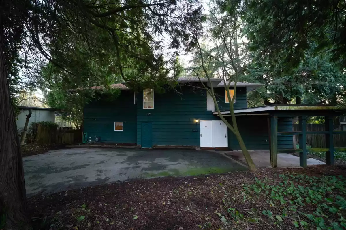 Hot Tub / Spa Photo of 1372 Ottawa Avenue, West Vancouver, BC