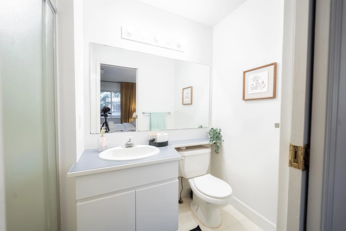 Mudroom Photo of 1372 Ottawa Avenue, West Vancouver, BC