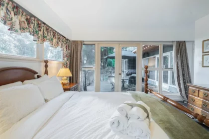 Primary Bedroom Photo of 1372 Ottawa Avenue, West Vancouver, BC