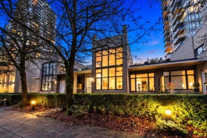 TH23 2345 Madison Avenue, Burnaby, BC, Burnaby — Townhouse for sale