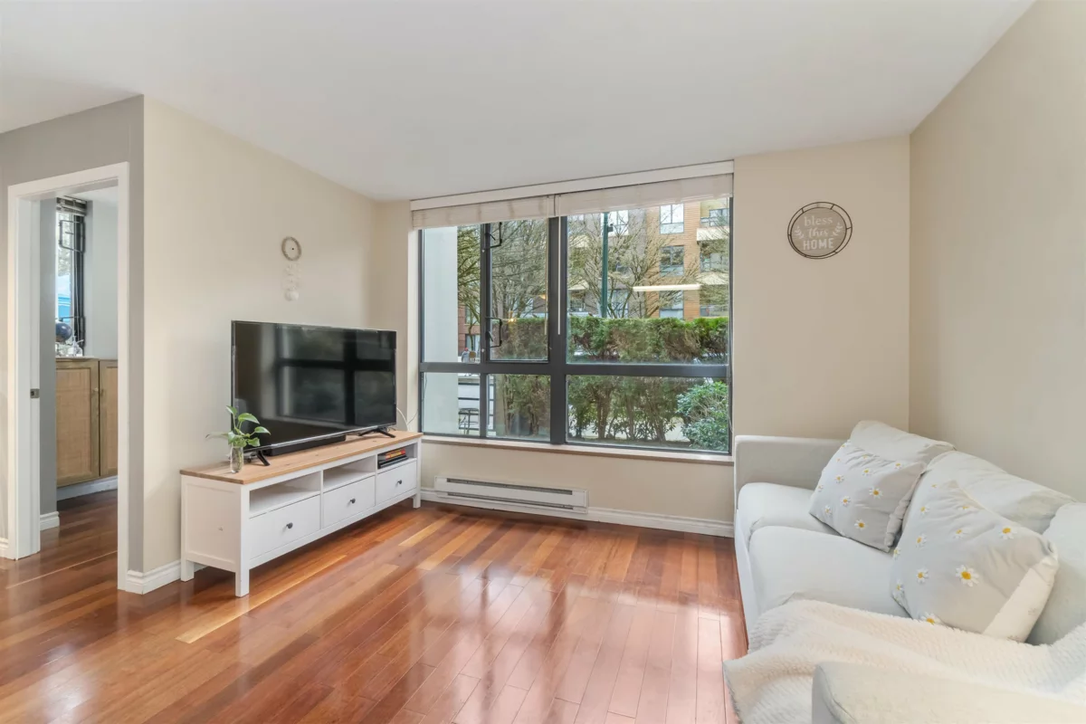 Breakfast Nook Photo of 110 3588 Crowley Drive, Vancouver, BC