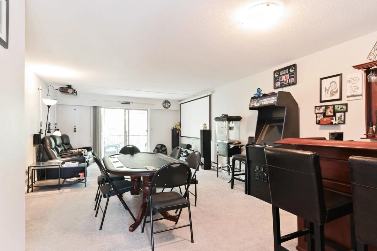 Kitchen Photo of 46 6467 197 Street, Langley, BC