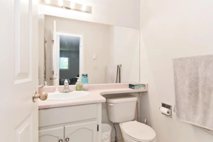 Walk-In Closet Photo of 46 6467 197 Street, Langley, BC