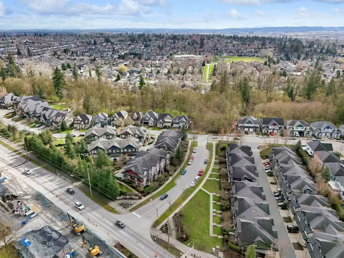 Garden / Landscaping Photo of 7 18211 70 Avenue, Surrey, BC