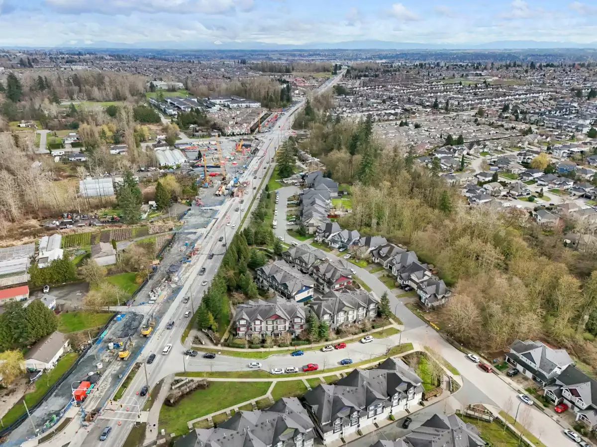 Swimming Pool Photo of 7 18211 70 Avenue, Surrey, BC