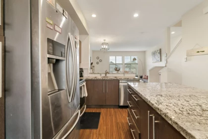 Primary Bathroom Photo of 7 18211 70 Avenue, Surrey, BC