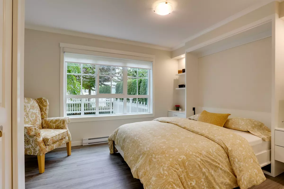 Hallway Photo of 30 5510 Admiral Way, Delta, BC