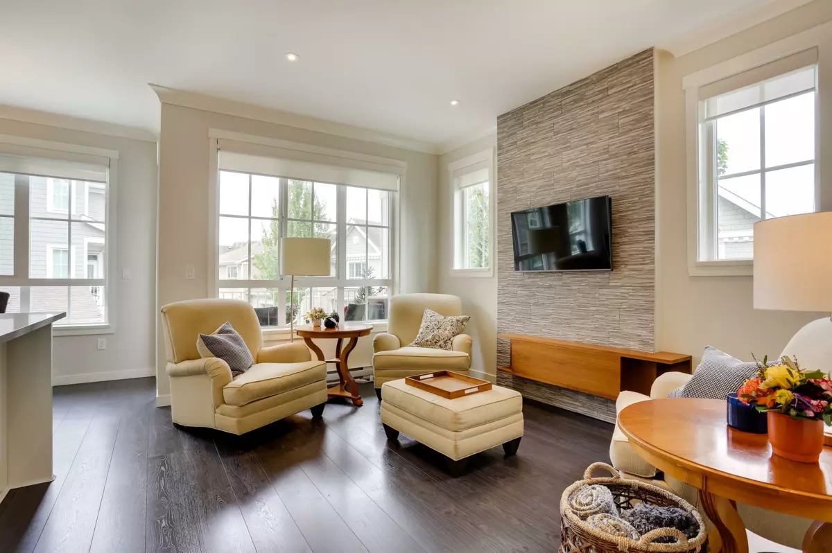 Walk-In Closet Photo of 30 5510 Admiral Way, Delta, BC