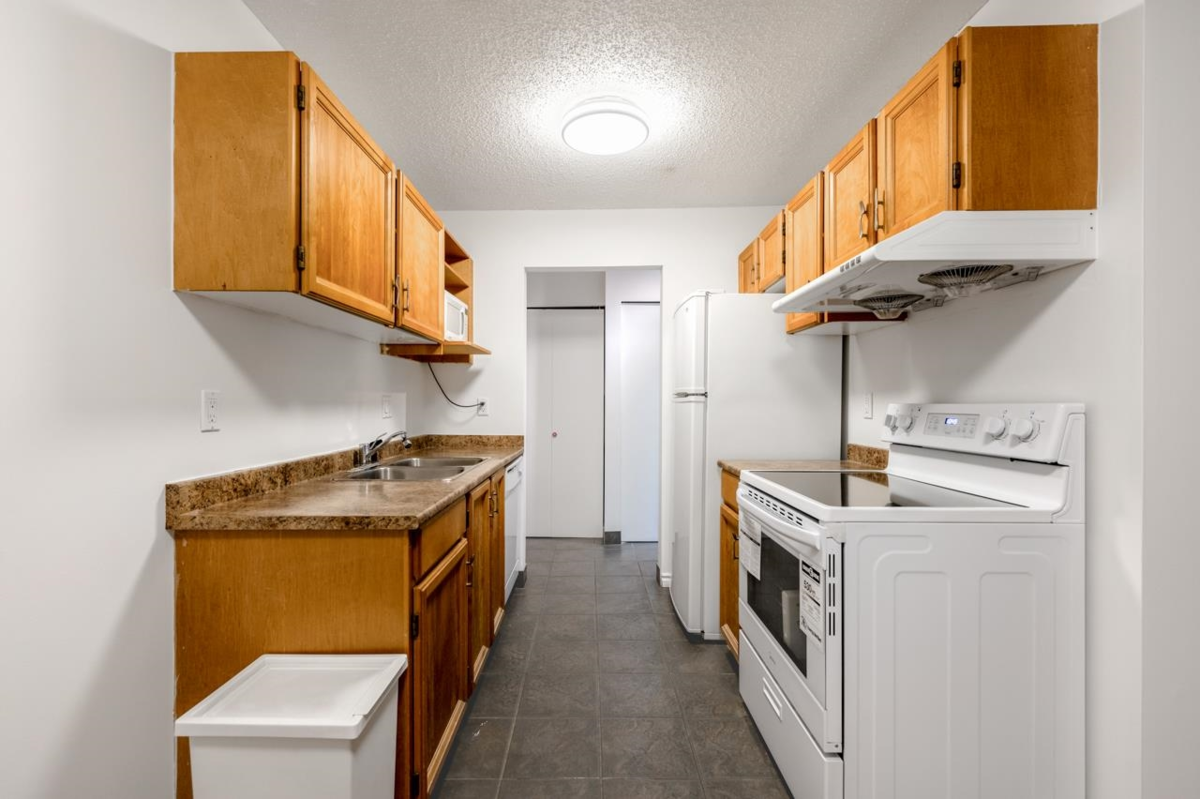 Kitchen Photo of 103 8600 Ackroyd Road, Richmond, BC
