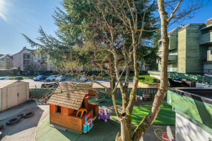 Breakfast Nook Photo of 103 8600 Ackroyd Road, Richmond, BC