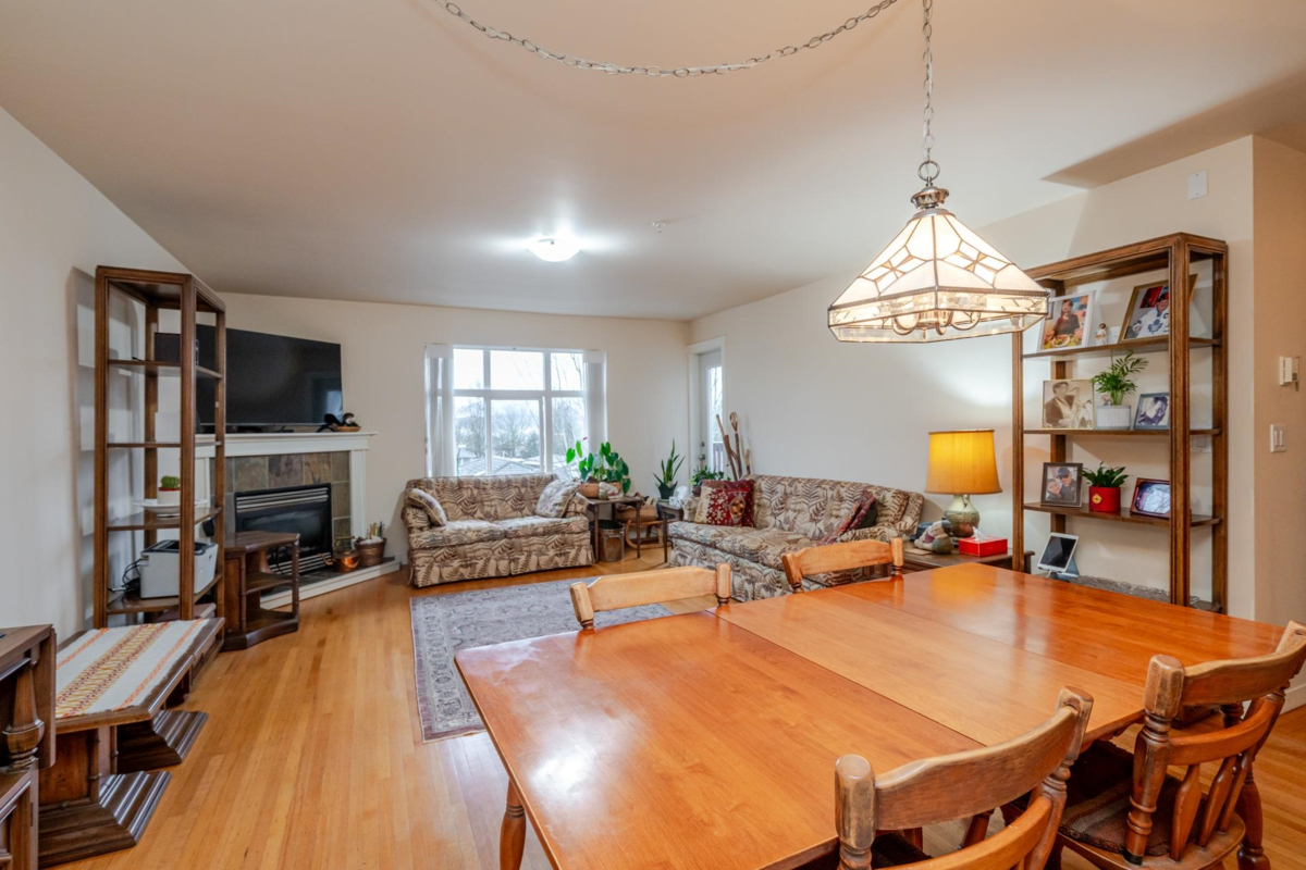 Bedroom 2 Photo of 304 4272 Albert Street, Burnaby, BC