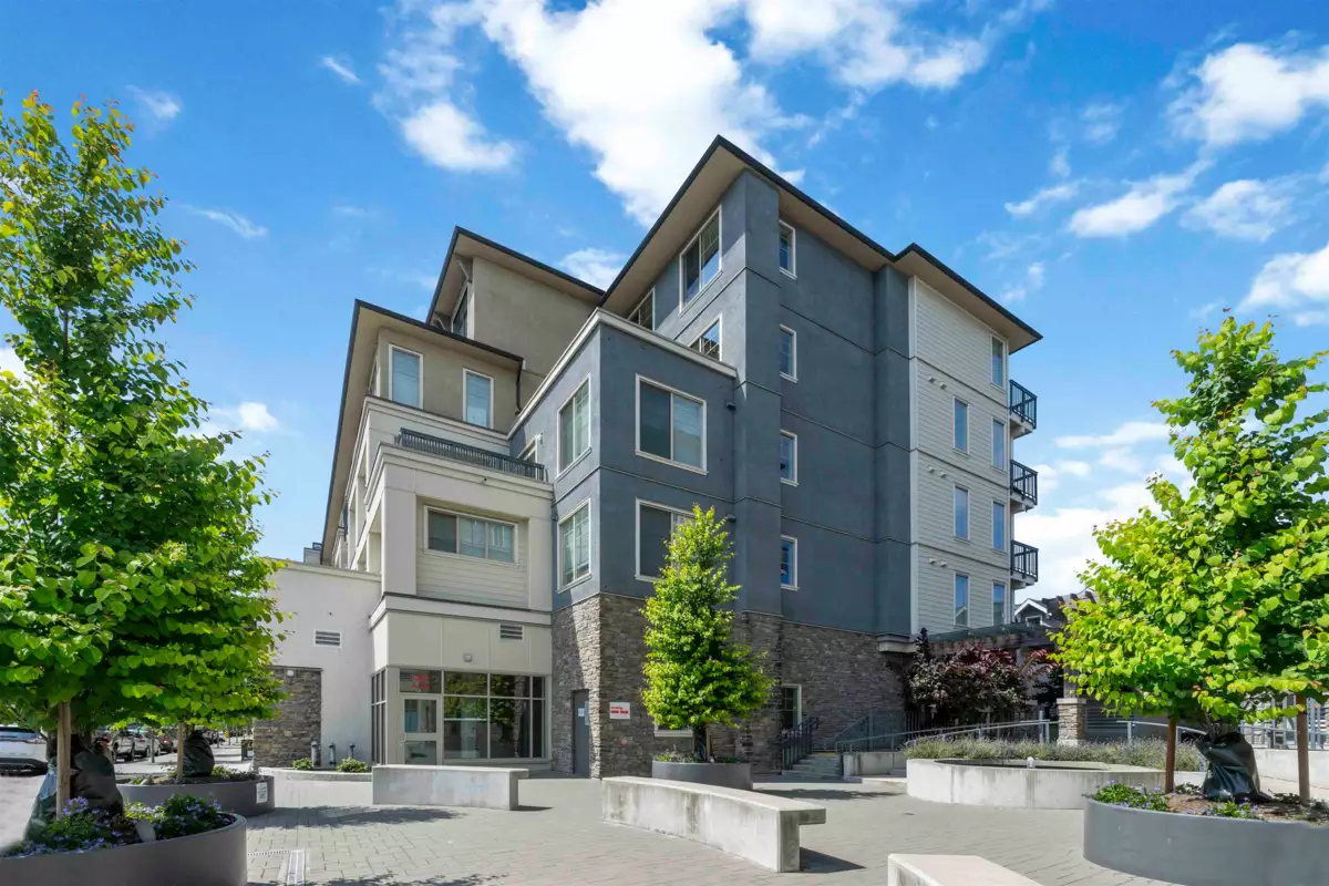 Exterior Rear Photo of A413 20487 65 Avenue, Langley, BC