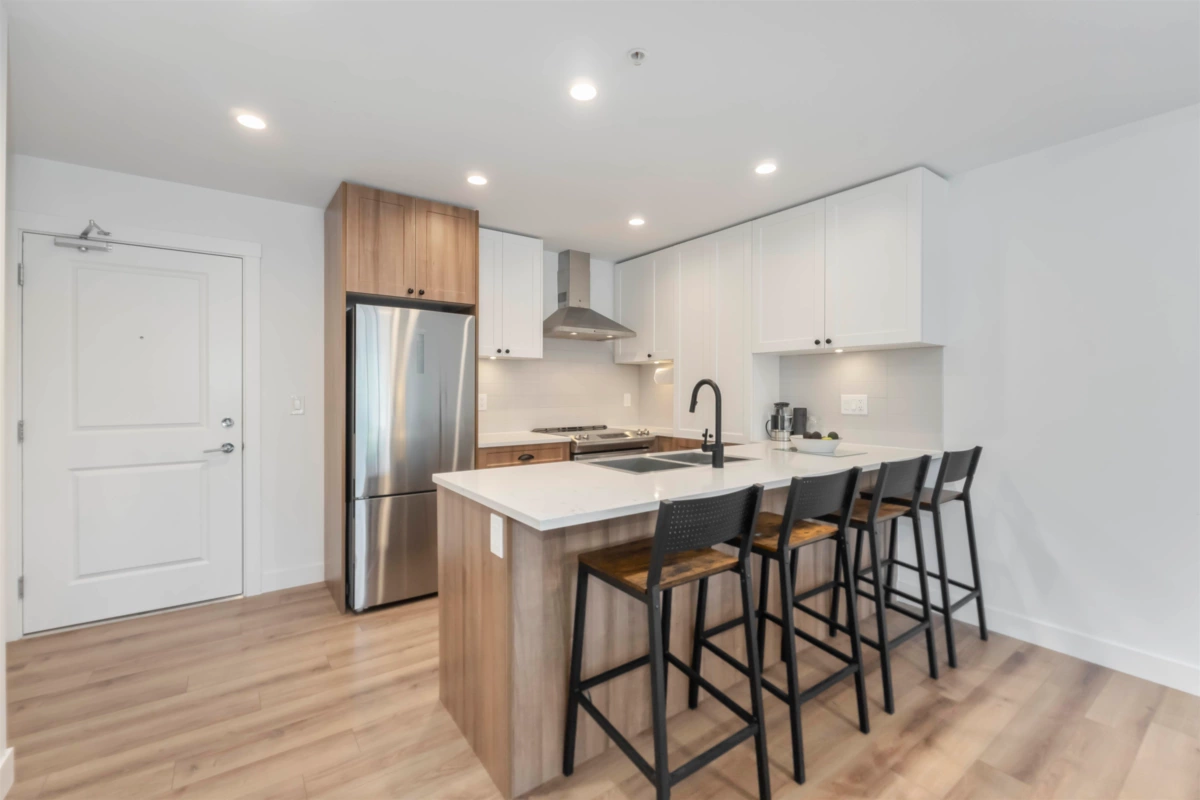 Walk-In Closet Photo of A413 20487 65 Avenue, Langley, BC