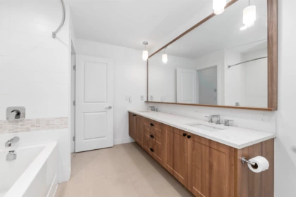 Hot Tub / Spa Photo of A413 20487 65 Avenue, Langley, BC