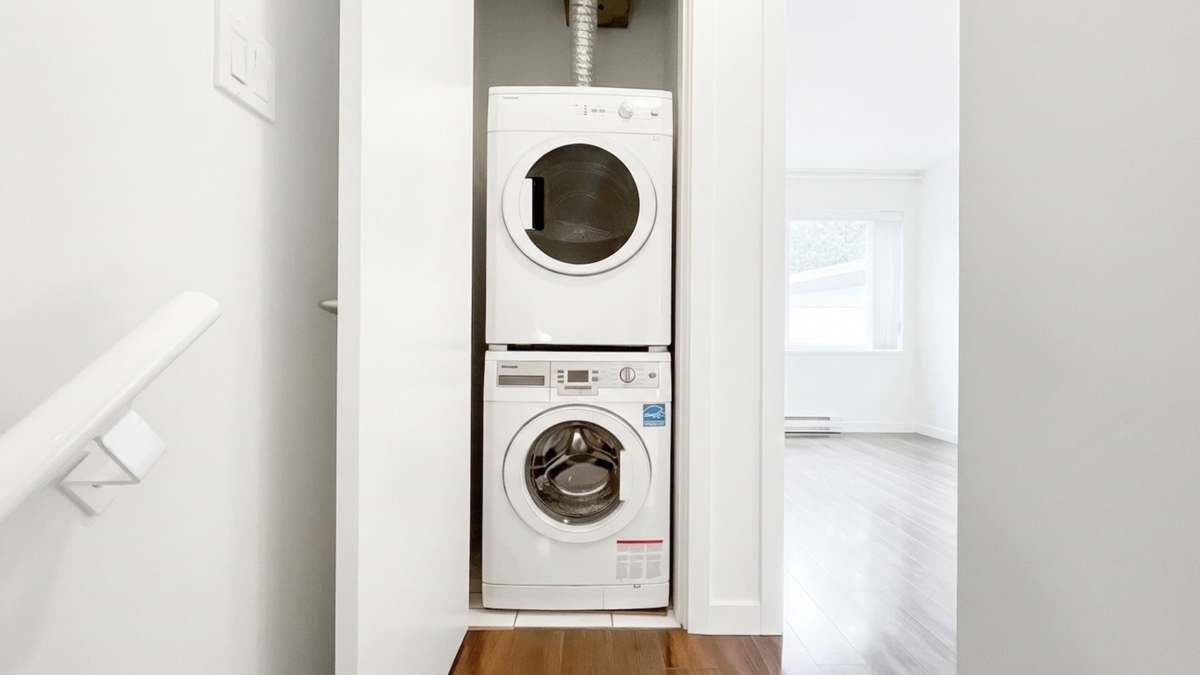 Guest Bathroom Photo of 4888 Eldorado Mews, Vancouver, BC
