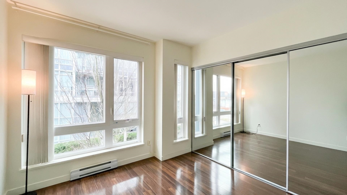 Hallway Photo of 4888 Eldorado Mews, Vancouver, BC