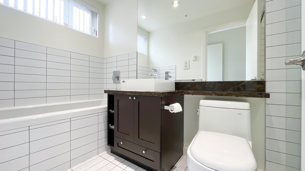 Swimming Pool Photo of 4888 Eldorado Mews, Vancouver, BC