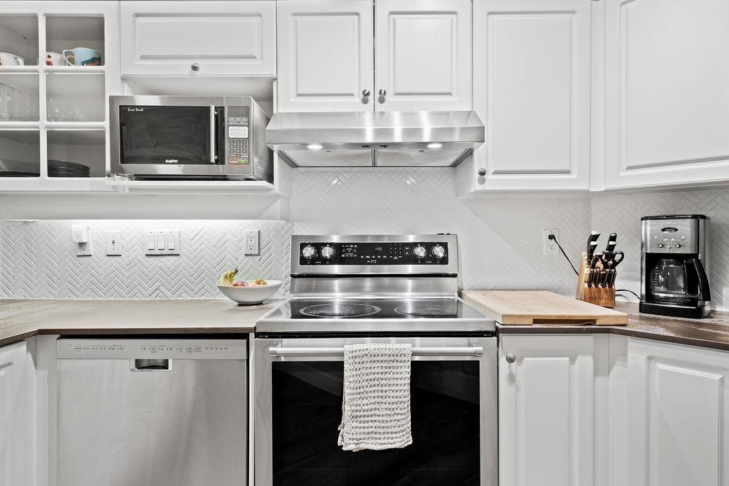 Bedroom 2 Photo of 124 12931 Railway Avenue, Richmond, BC