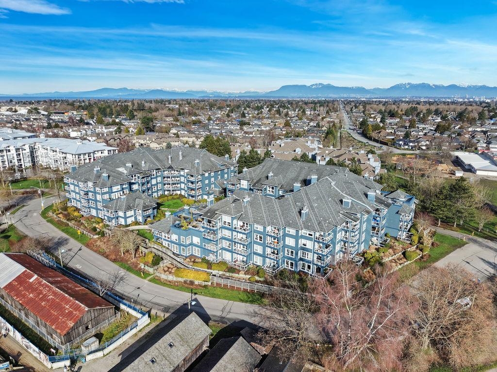 Garden / Landscaping Photo of 124 12931 Railway Avenue, Richmond, BC
