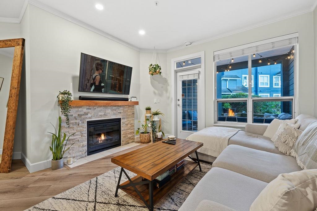 Kitchen Photo of 124 12931 Railway Avenue, Richmond, BC
