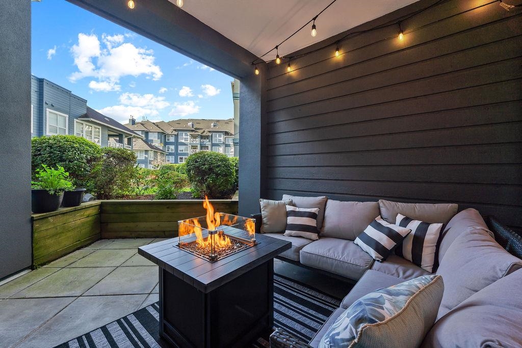 Mudroom Photo of 124 12931 Railway Avenue, Richmond, BC