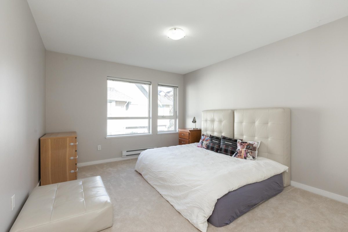 Backyard Photo of 2 20159 68 Avenue, Langley, BC