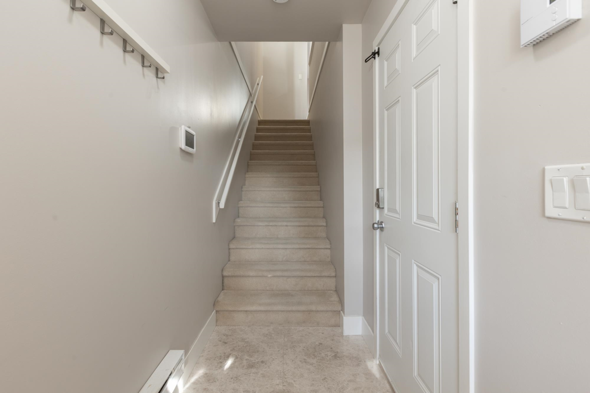 Dining Area Photo of 2 20159 68 Avenue, Langley, BC