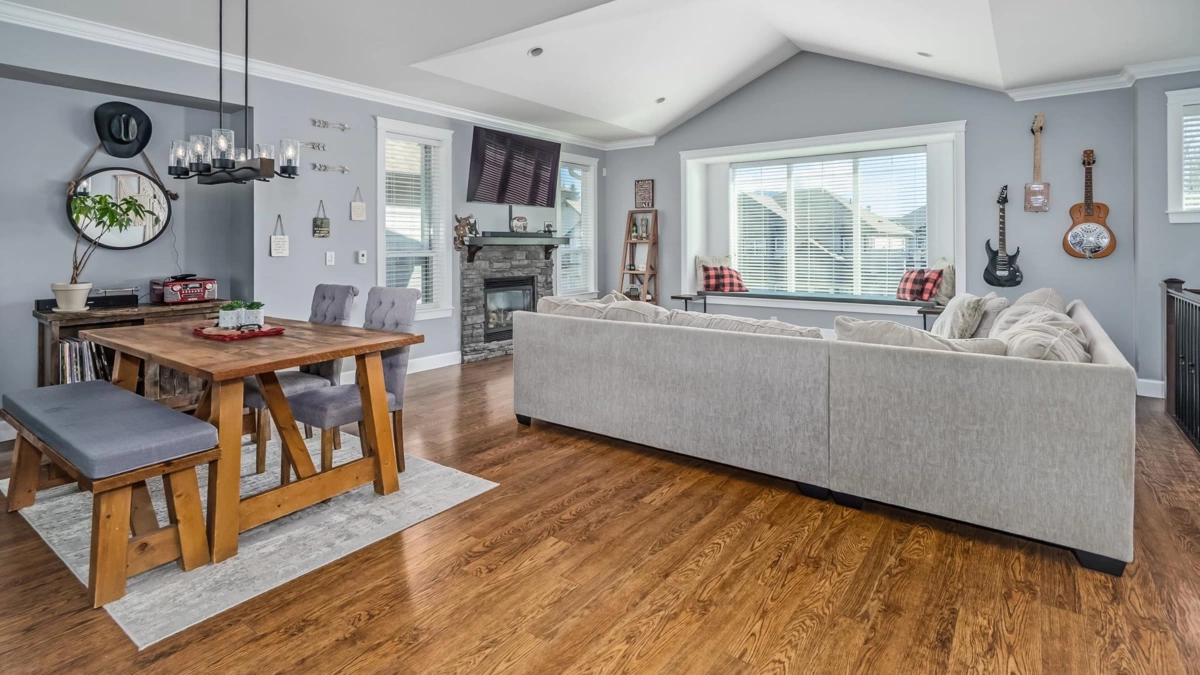 Living Room Photo of 8723 Nottman Street, Mission, BC