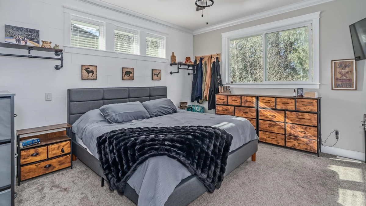 Powder Room Photo of 8723 Nottman Street, Mission, BC