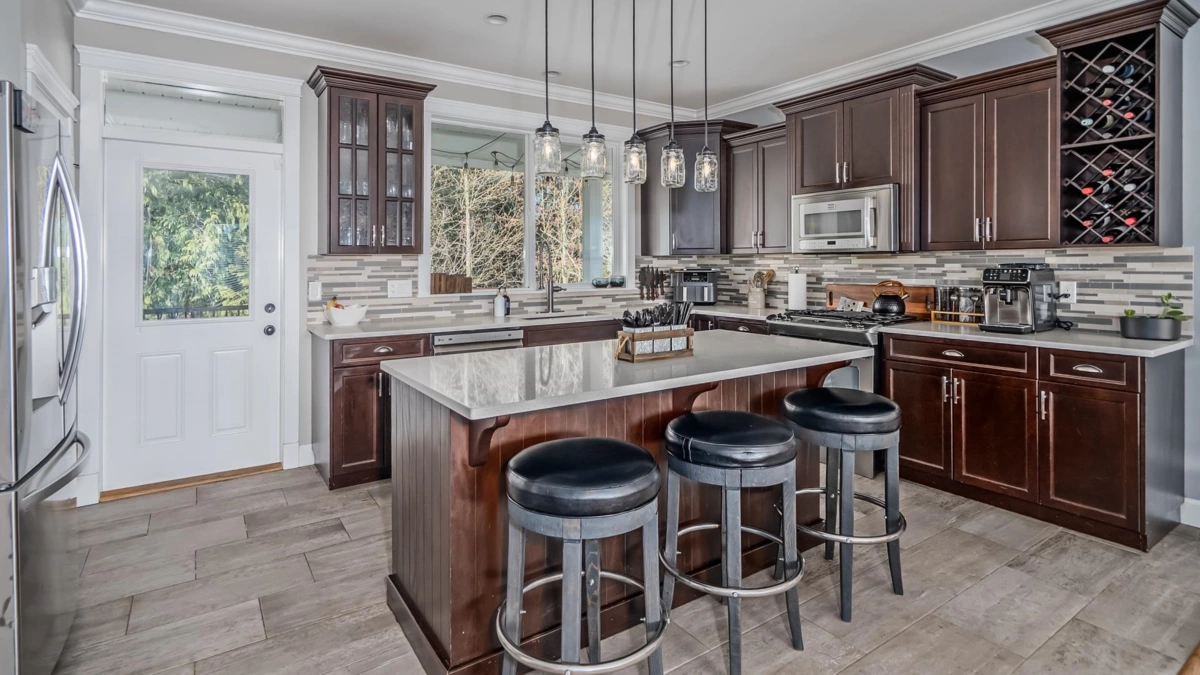 Walk-In Closet Photo of 8723 Nottman Street, Mission, BC