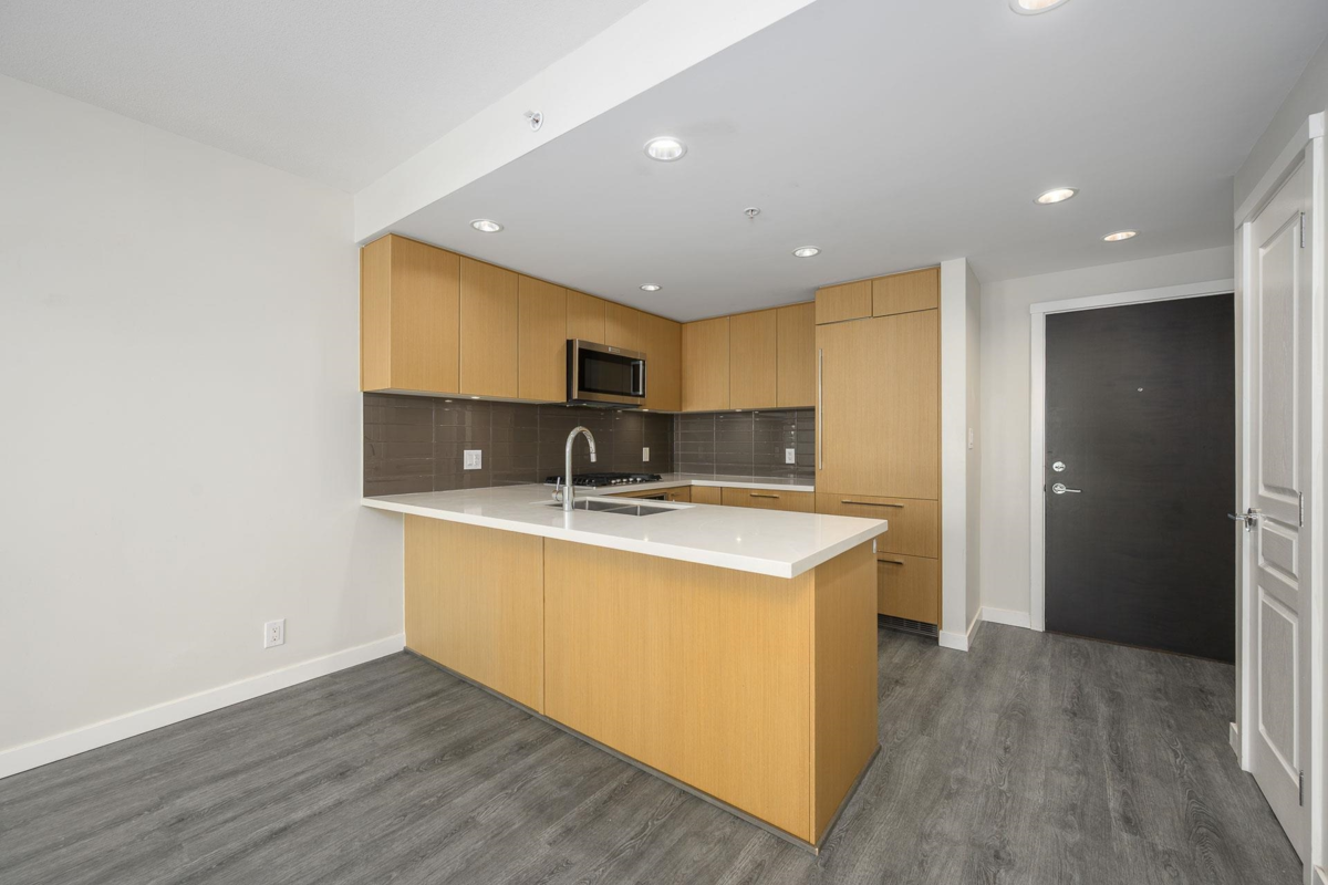 Dining Area Photo of 2307 3093 Windsor Gate, Coquitlam, BC