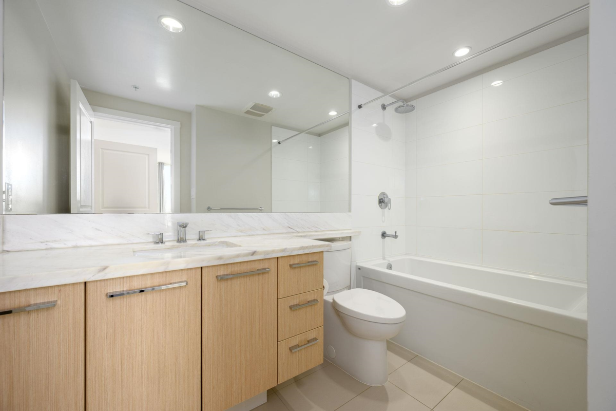 Laundry Room Photo of 2307 3093 Windsor Gate, Coquitlam, BC