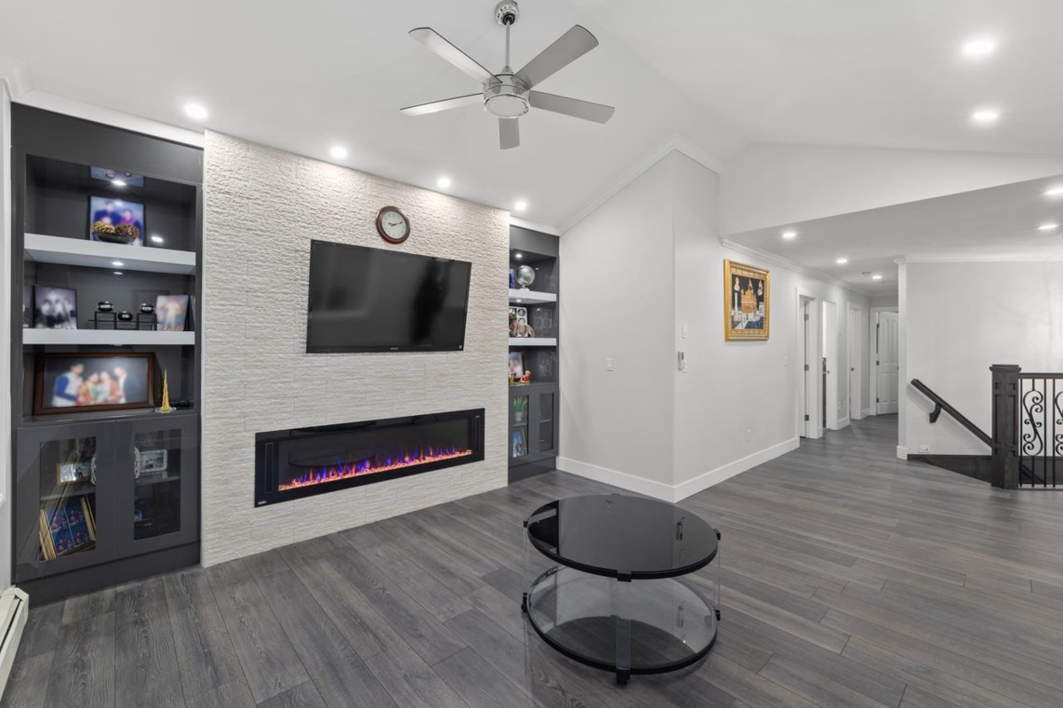 Dining Area Photo of 31626 Harmony Court, Abbotsford, BC