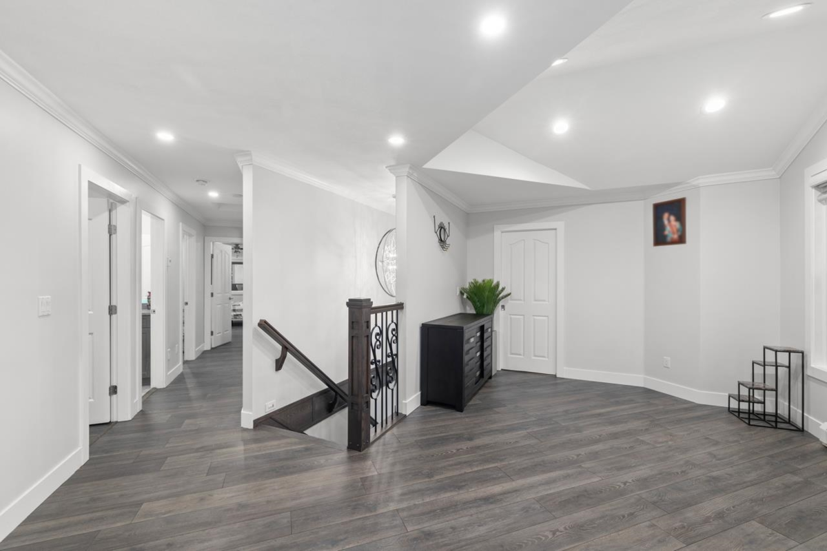 Primary Bedroom Photo of 31626 Harmony Court, Abbotsford, BC