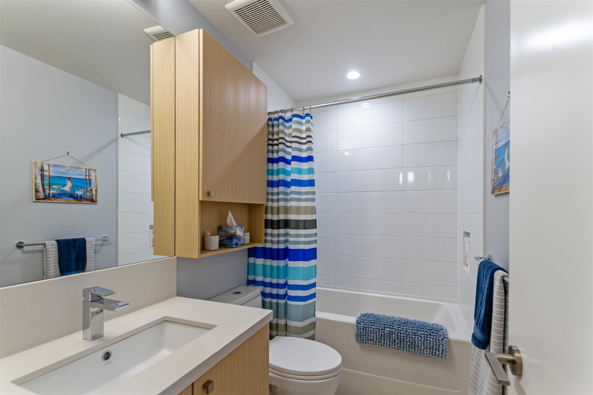 Basement Recreation Room Photo of 202 19451 Sutton Avenue, Pitt Meadows, BC