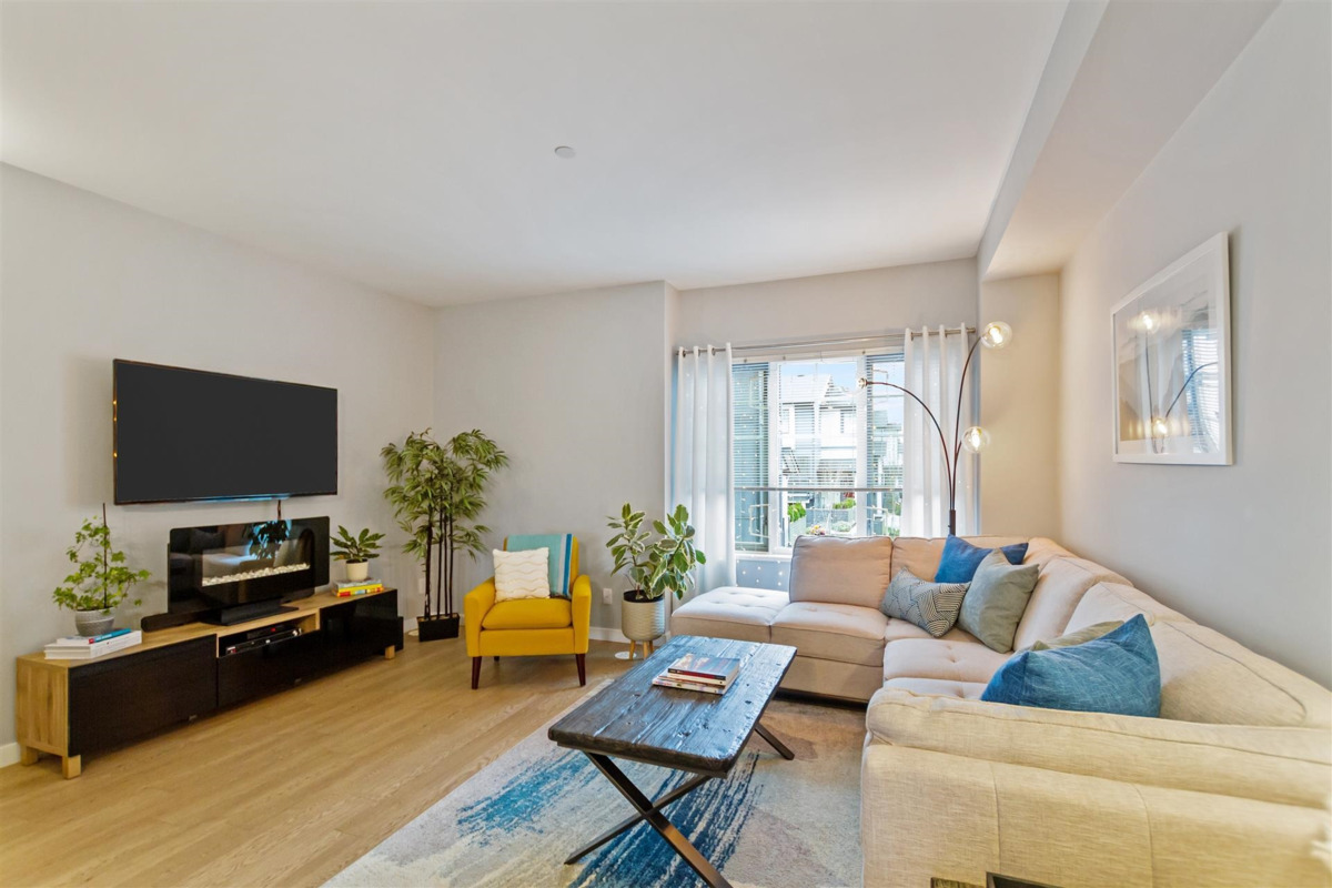 Living Room Photo of 202 19451 Sutton Avenue, Pitt Meadows, BC