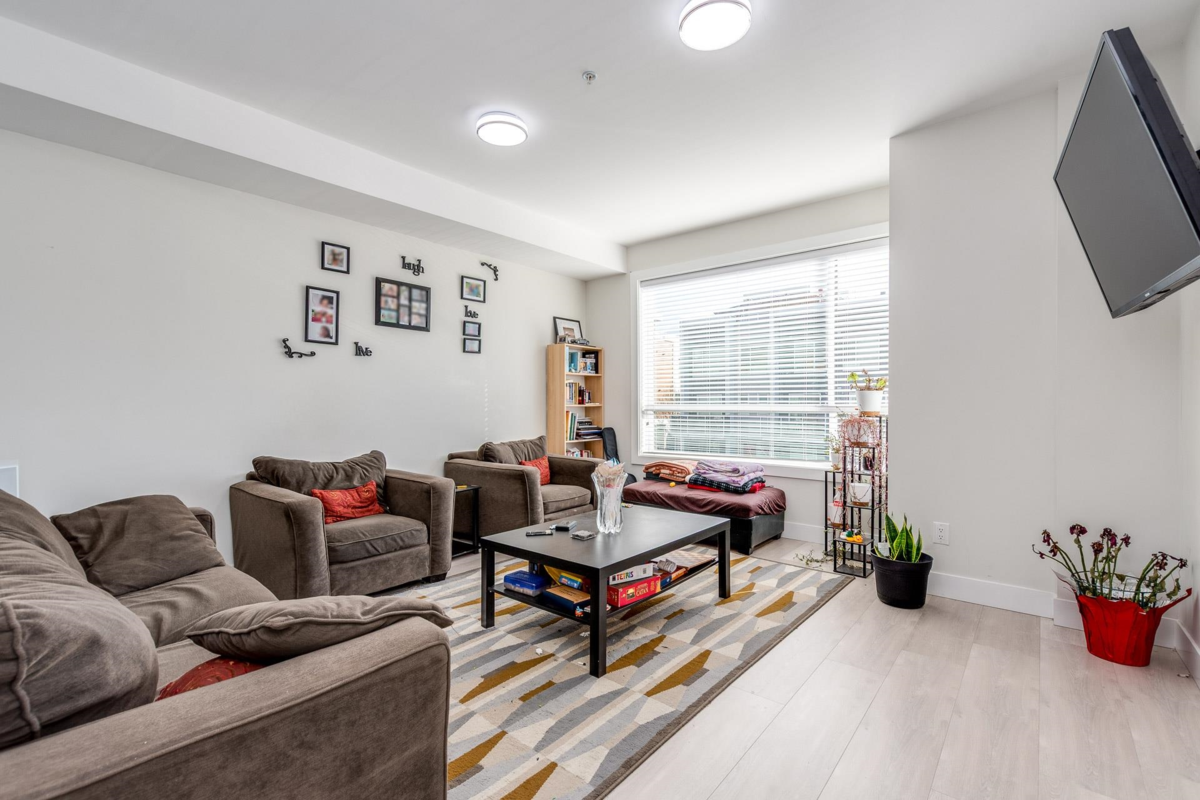 Breakfast Nook Photo of 11 19631 55 A Avenue, Langley, BC