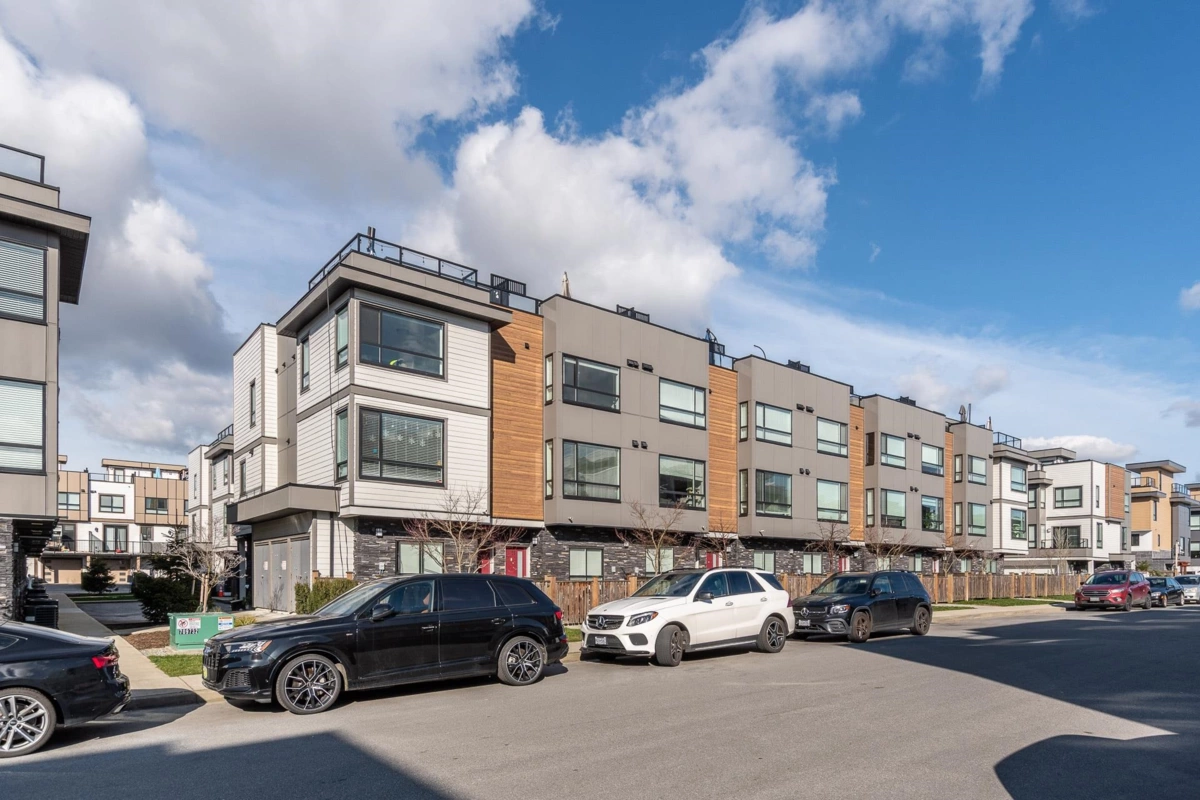 Exterior Rear Photo of 11 19631 55 A Avenue, Langley, BC