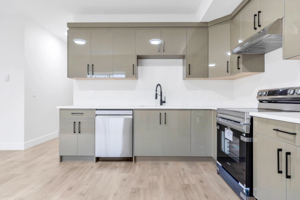 Garage Interior Photo of 33985 Best Avenue, Mission, BC