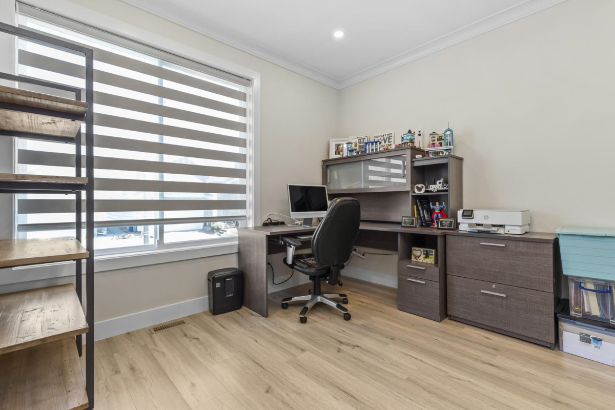 Powder Room Photo of 20388 Wicklund Avenue, Maple Ridge, BC