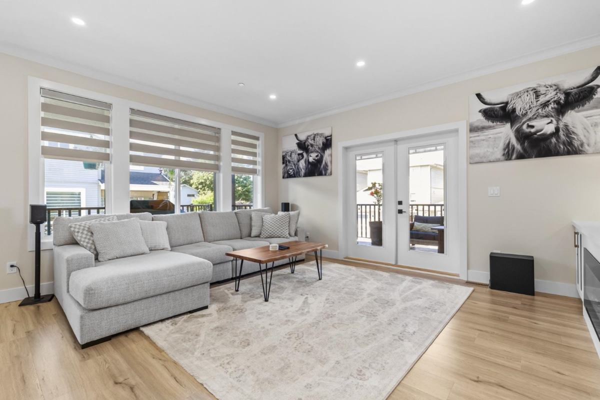 Walk-In Closet Photo of 20388 Wicklund Avenue, Maple Ridge, BC