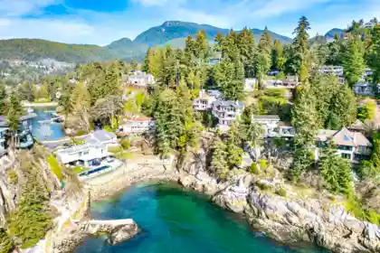 5295 Gulf Place, West Vancouver, BC, West vancouver — 5 bed single family residence for sale