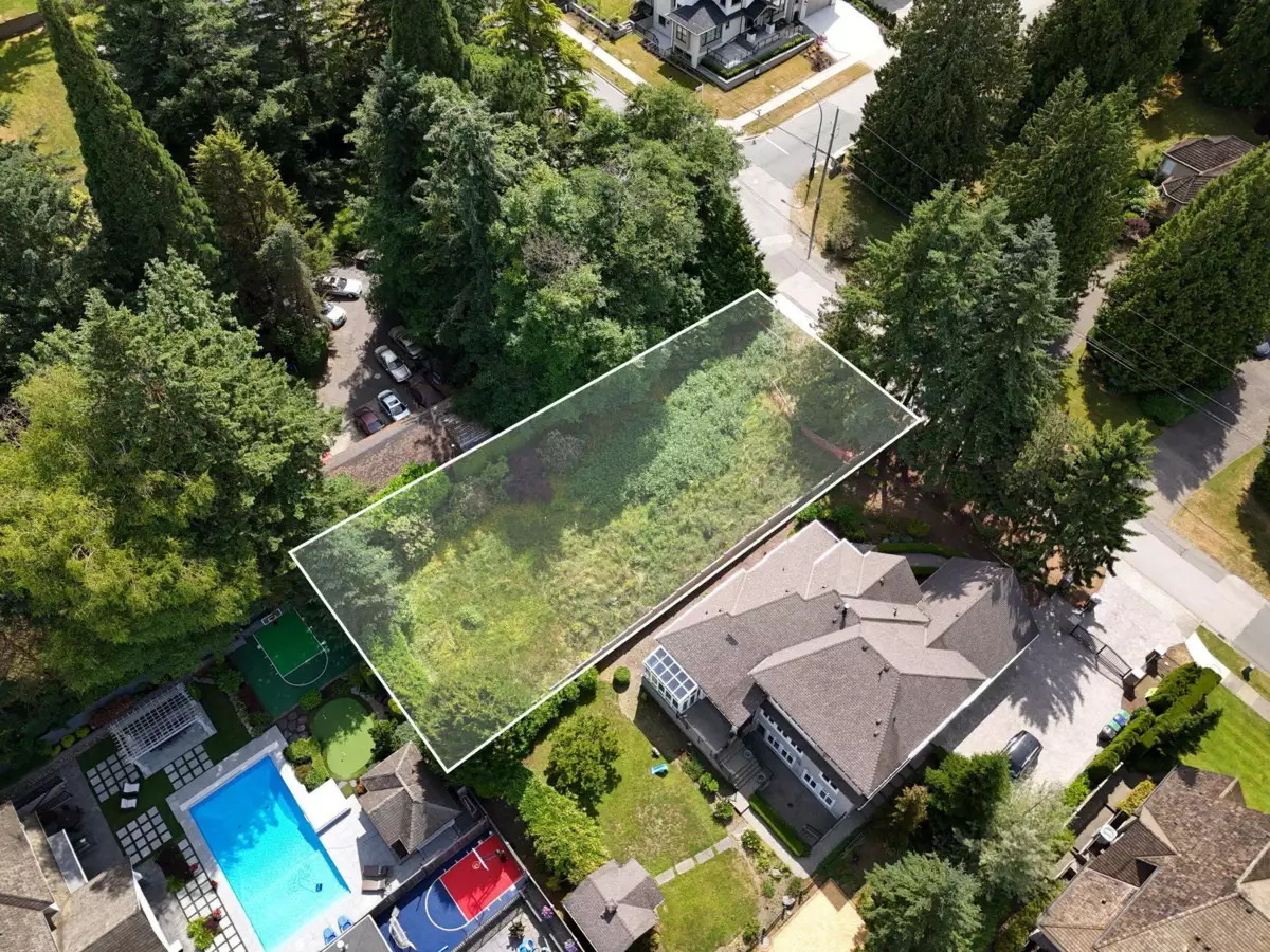 Family Room Photo of 3862 156 Avenue, White Rock, BC