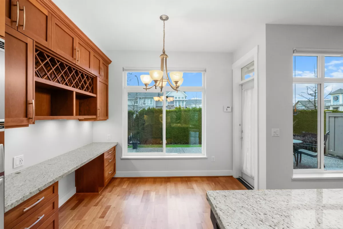 Primary Bathroom Photo of 39 5300 Admiral Way, Delta, BC