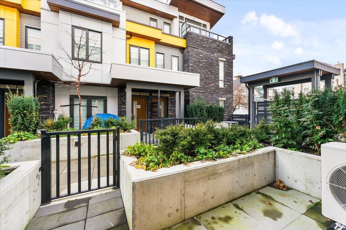 Outdoor Kitchen Photo of 8303 French Street, Vancouver, BC