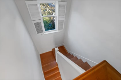 Staircase Photo of 1073 Clyde Avenue, West Vancouver, BC